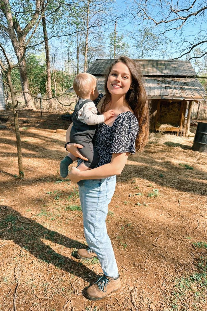 chickens, farm, goats, York south Carolina, fort mill south Carolina, baby on the farm, feeding the chickens, goats, chicken coop, fort mill blogger, Charlotte blogger, York county blogger, day int he life, photo update, motherhood